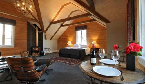 Aurum Loft with Garden View