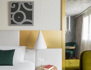 Junior King Suite