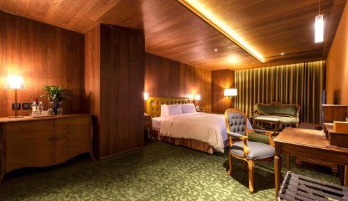 Premier Suite