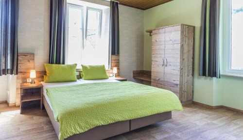 Basic Triple Room