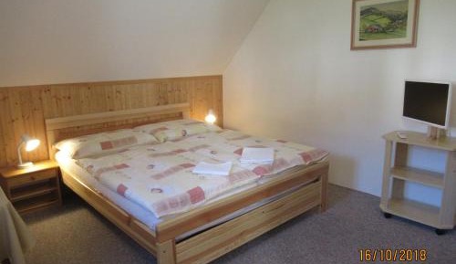 Double Room with Private Bathroom