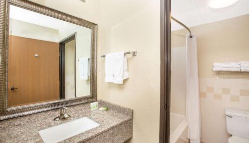 King Room - Non-Smoking