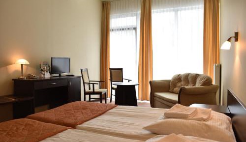 Twin Room with Extra Bed