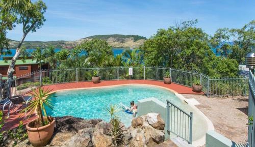 Fully Renovated 1 Bedroom Heliconia Grove 8