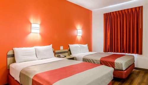 Deluxe Quadruple Room - Non-Smoking