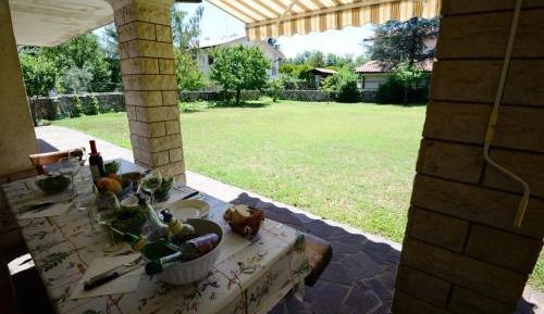 Apartment with Garden View