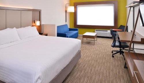 King Suite with Mobility Accessible Roll-In Shower