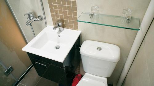 Standard Single Room with Shared Bathroom (No Window)