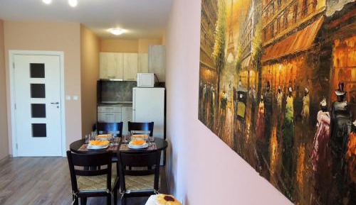 Deluxe Apartment