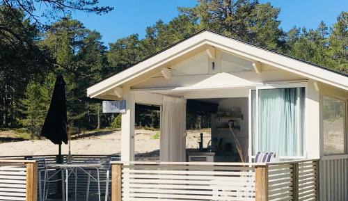 Bungalow with Patio