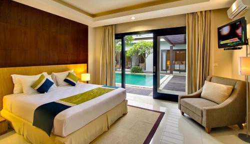 One Bedroom Villa with Private Pool and Kitchen