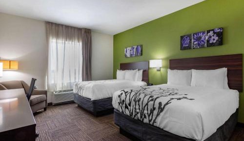 Queen Room with Two Queen Beds - Accessible/Non-Smoking 