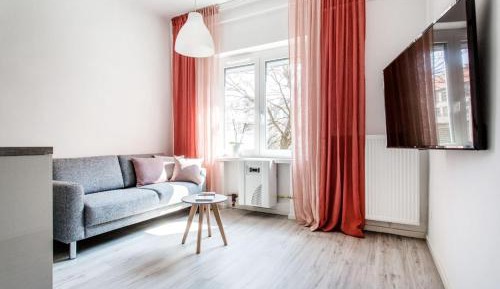 Apartment with Garden View