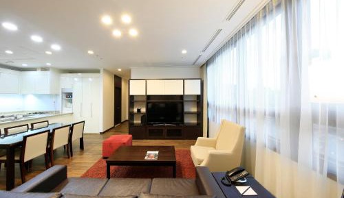 Four-Bedroom Apartment (6 Adults)