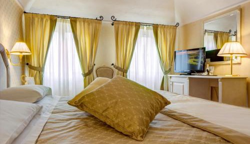 Superior Double Room with Spa Bath