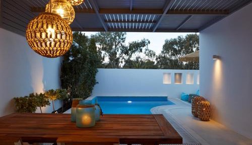 Traditional Villa with Private Heated Pool