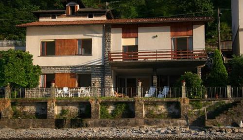 Three Bedroom House - Split Level - Via Rozzo 36