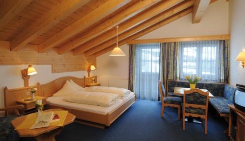 Deluxe Double Room - Annex