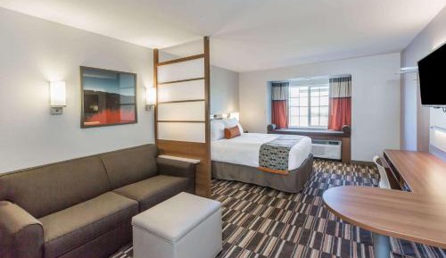 Suite - Disability Access/Non-Smoking