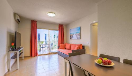 One-Bedroom Apartment (2 Adults)