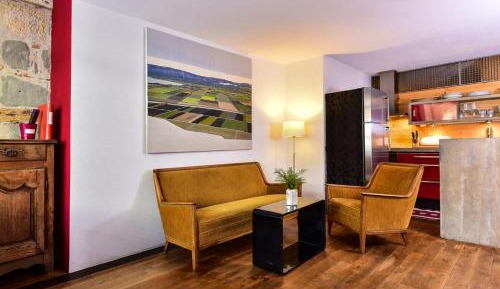 Two-Bedroom Apartment with Terrace - 1