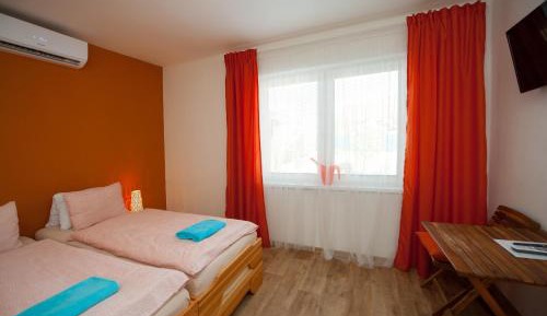 Deluxe Double or Twin Room with Bath