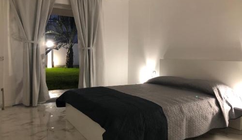 King Room with Spa Bath