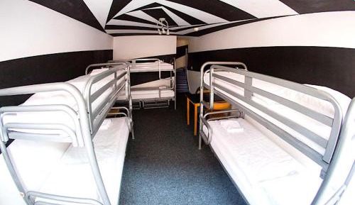 Private 6-Bed Room Ensuite 