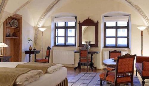 Deluxe Double or Twin Room