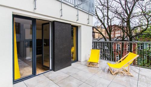 Studio Apartment