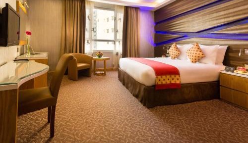 Deluxe King Room