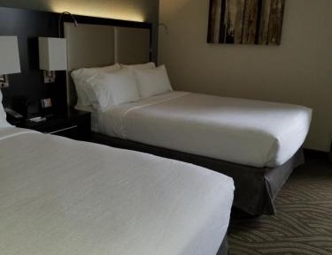 Standard Room with Two Queen Beds