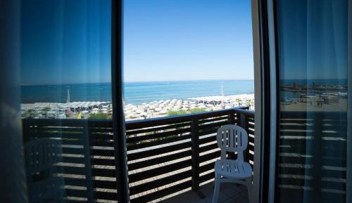 Double Room with Balcony and Sea View
