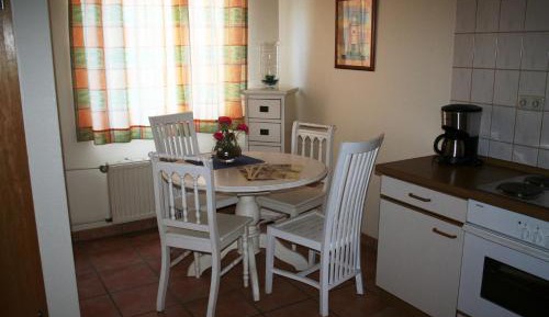 Apartment (2 Adults)