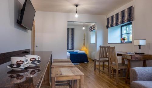 Suite with Lake View