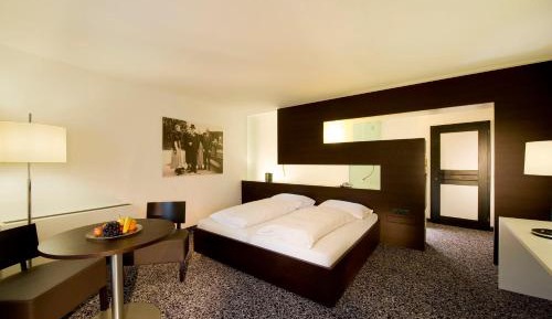Deluxe Double Room with Bath