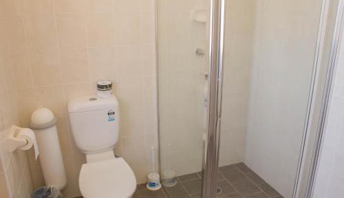 Single Room with Shared Bathroom