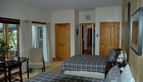 Queen Room with Two Queen Beds