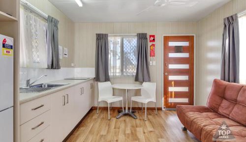 Queen Cottage