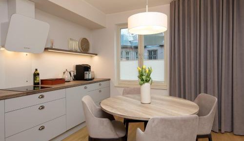 Deluxe Apartment