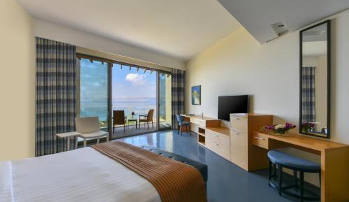 Panoramic Room by Resense Spa King