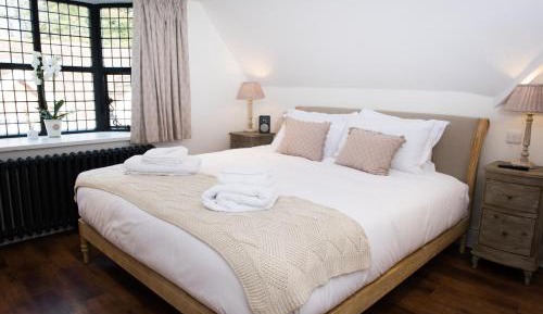 Deluxe King Suite