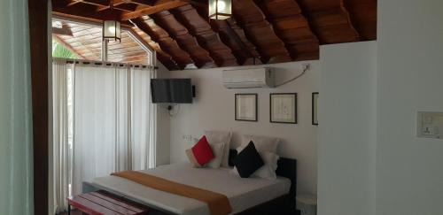 Panoramic Suite with Sea View