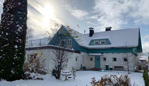 Apartment with Garden View