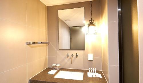 Staycation Offer - Standard Twin Room with Late Check-out 13:00