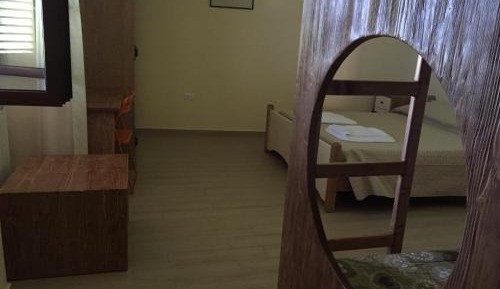 Quadruple Room with Private Bathroom