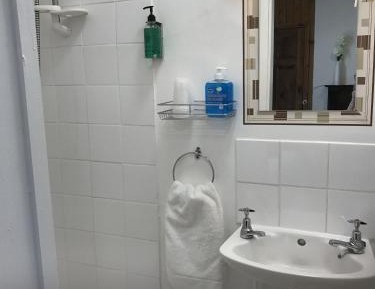 Twin Room with Private Bathroom