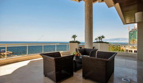 Diplomatic Suite With Balcony & Terrace