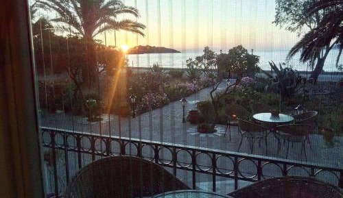 Studio with Sea View - Ground Floor