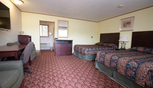 Standard Queen Room